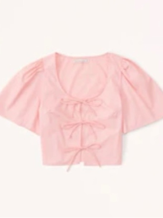 Abercrombie & Fitch Tops - Abercrombie & Fitch Puff Sleeve Tie Up Blouse in Baby Pink Size Small